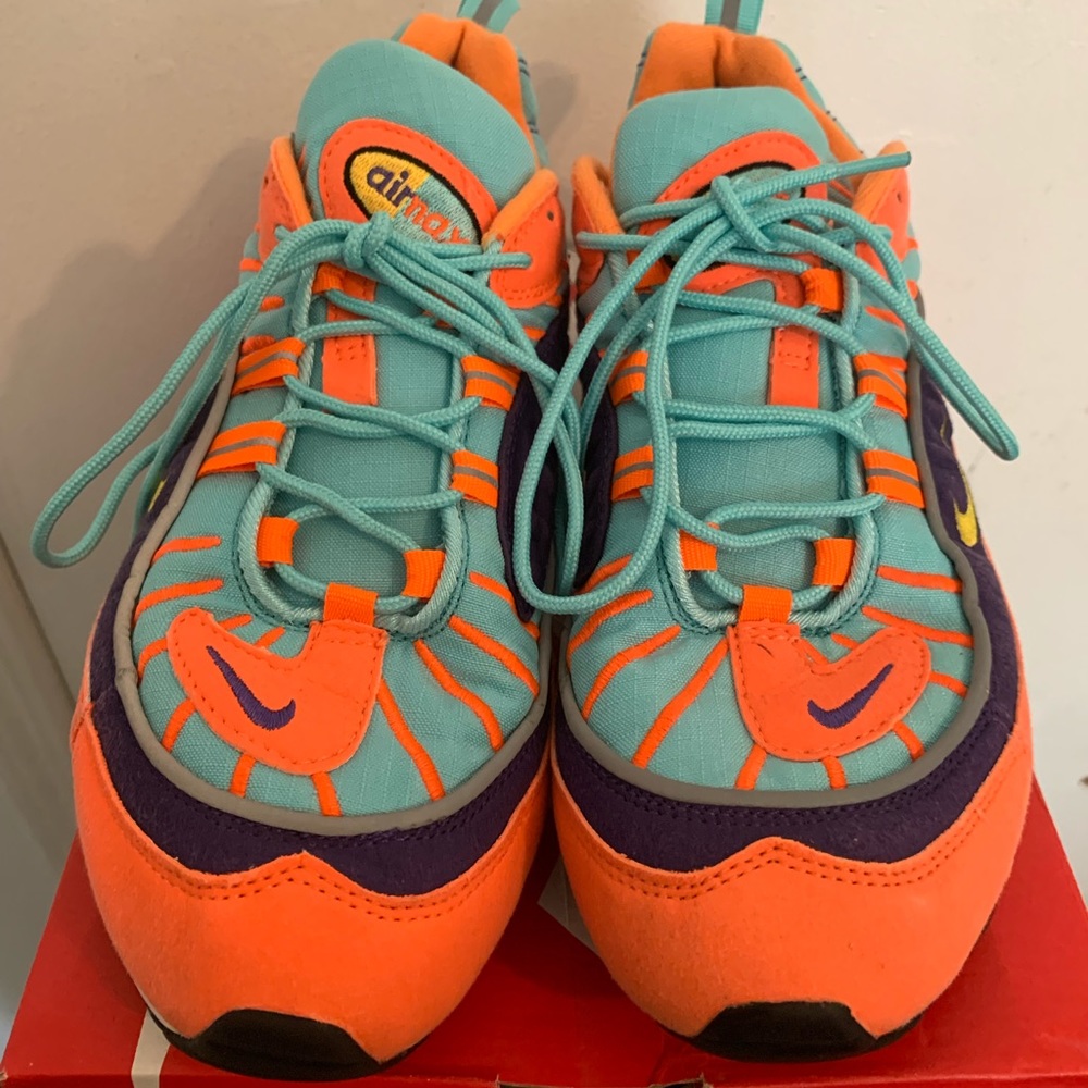 Nike
